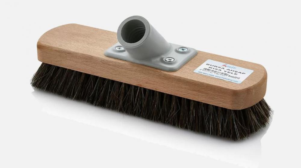 badana-fircasi-agac-yele